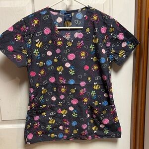 Colorful Patterned Short Sleeve Top Scrub XS Bees